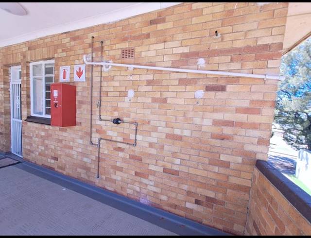 1 BEDROOM APARTMENT FOR SALE IN PRIMROSE